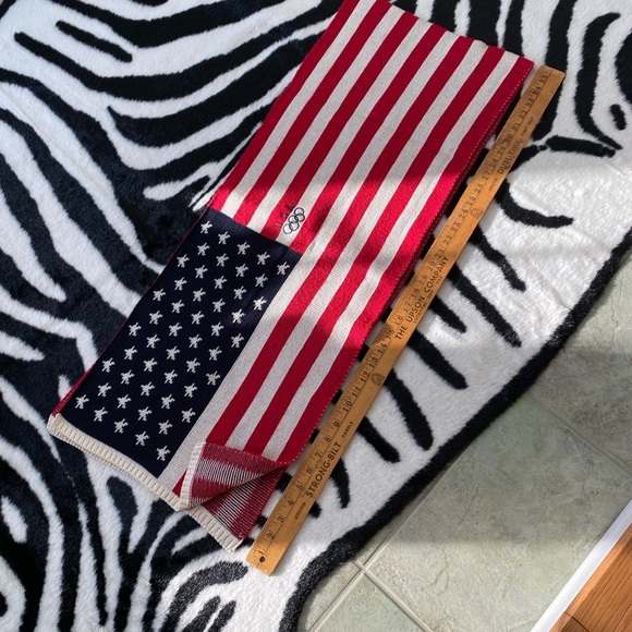 Olympic Style Scarf - Picture 9 of 9